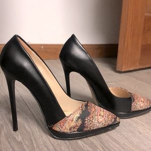 Brand New Unique and classic Heel